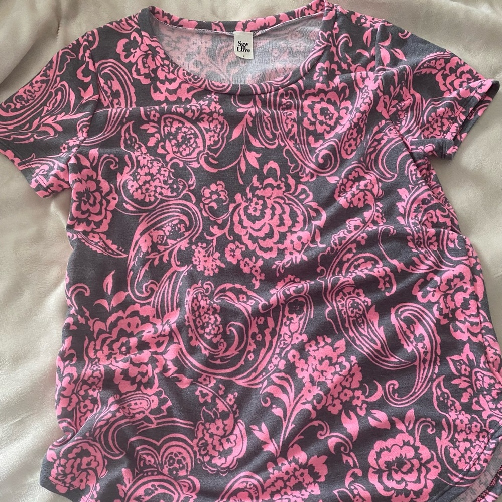 Scoop Neck Top
